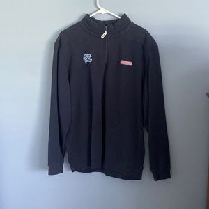 UNC Vineyard Vines 1/4 zip pullover